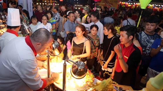 Wat eten in Da Nang? Top 8 specialiteiten die je niet mag missen