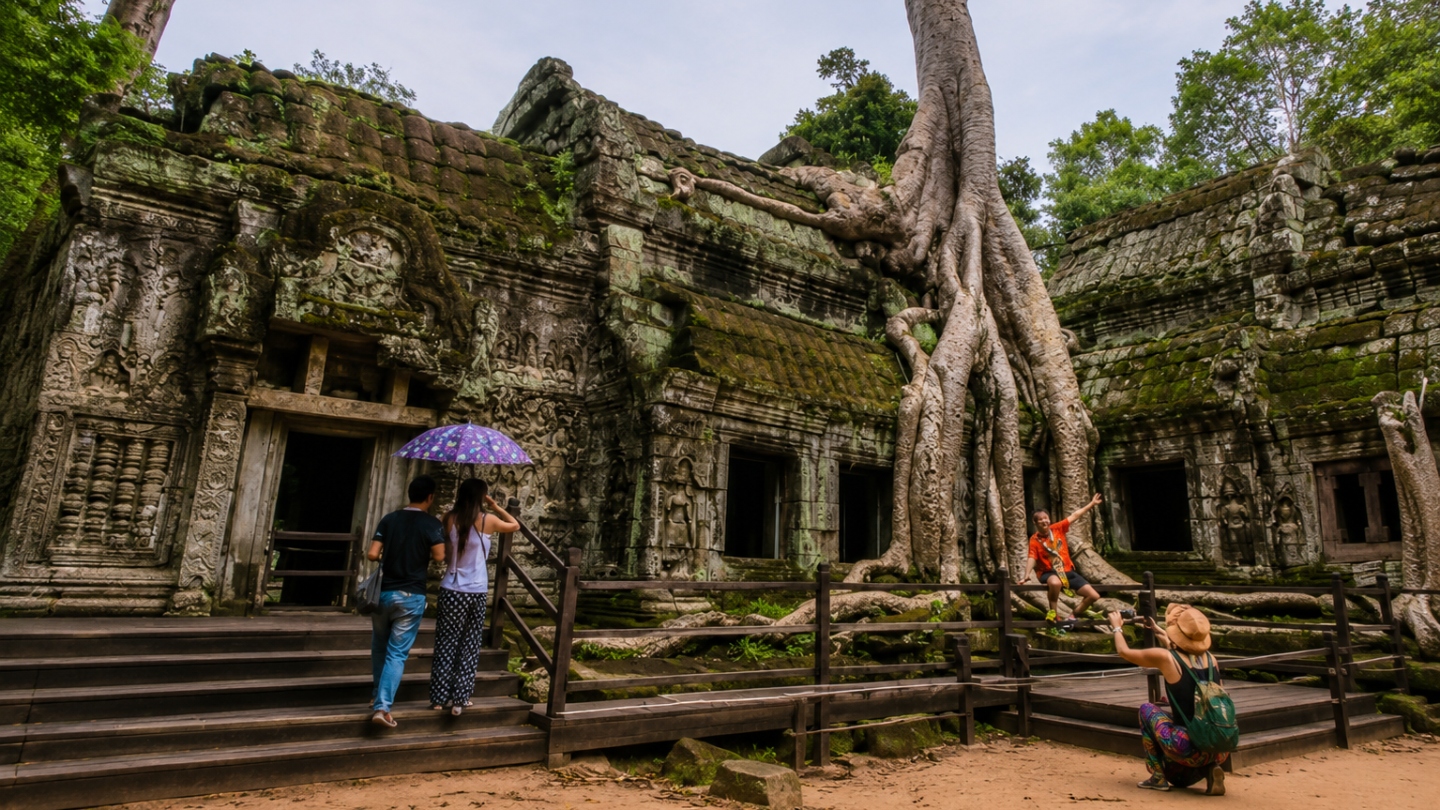 Wat te doen in Cambodja in juli ? Ontdek de mysterieuze Ta Prohm-tempel