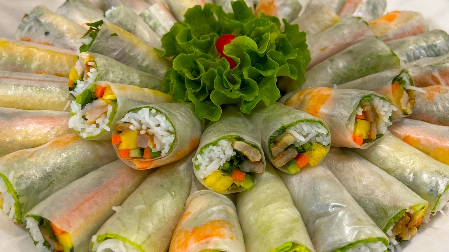 Lekker eten in Vientiane? Yall Dip proeven