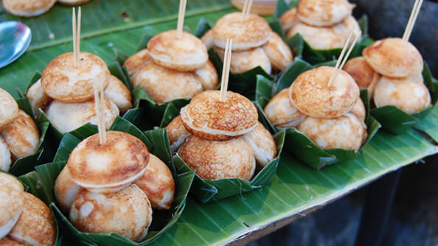 Khao Nom Kok - Laotiaanse kokos-pannenkoekjes
