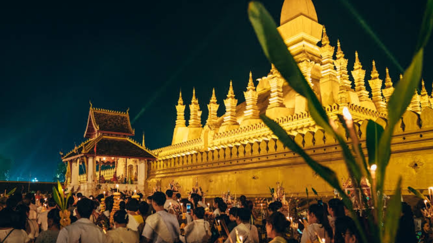 Boun That Luang - Een heilig festival vol spirituele devotie met all-inclusive vakantiepakketten voor Laos