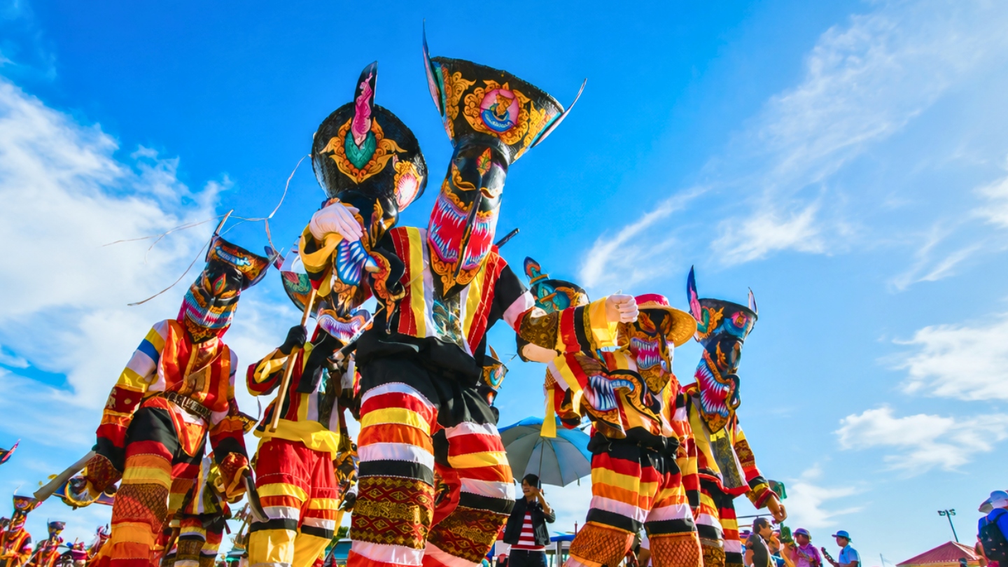 Culturele viering tijdens het Phi Ta Khon Festival