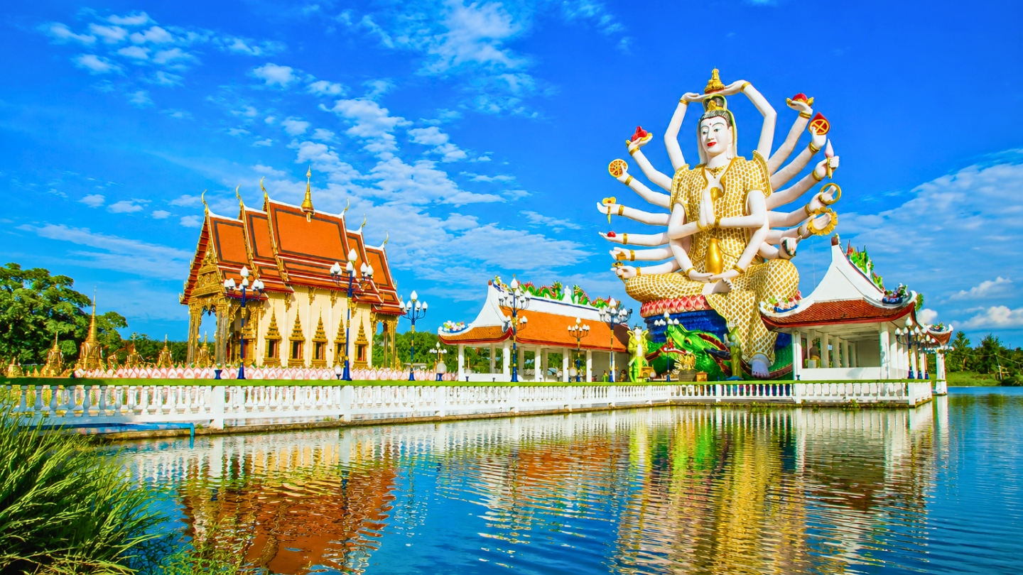 Wat Plai Laem op Koh Samui in Thailand